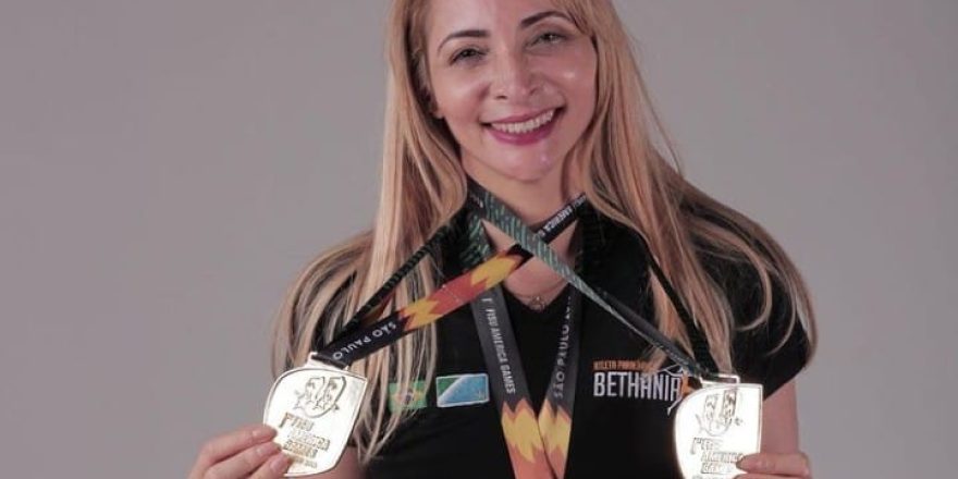 Bethania-Gomes Bethania-Gomes