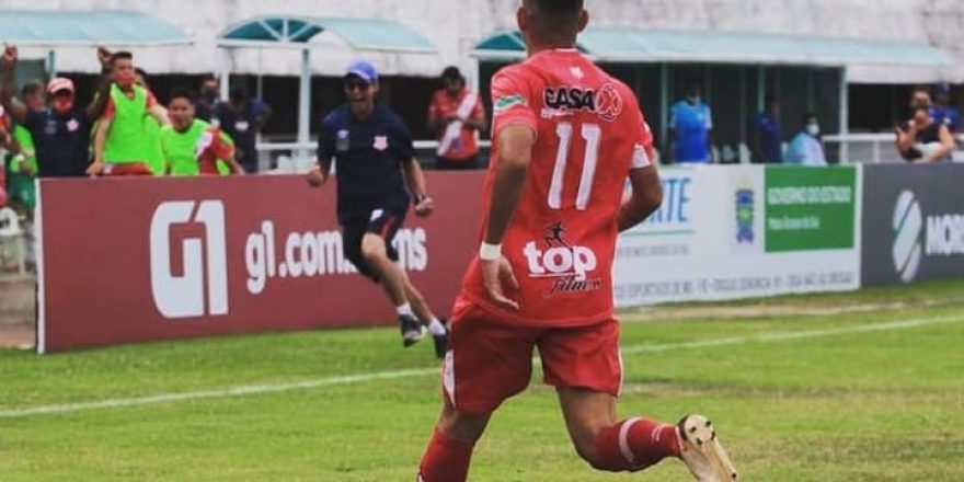 Biel-faz-o-gol-da-classificacao-do-Comercial Biel-faz-o-gol-da-classificacao-do-Comercial